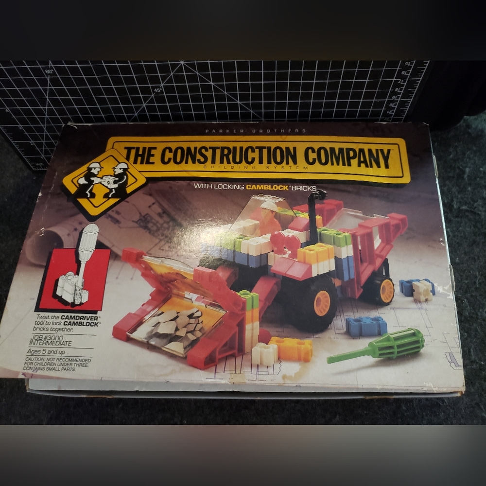 1985 Parker Brothers Construction Company Set #3000 Rare Vintage